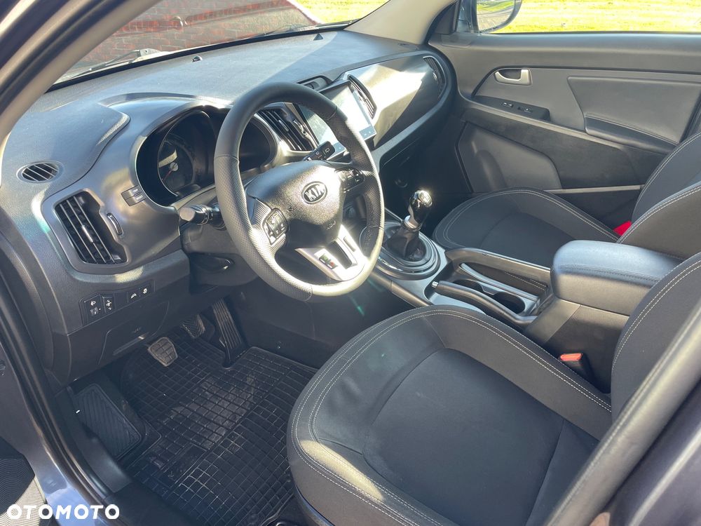 Kia Sportage 1.7 CRDI 2WD Vision - 9