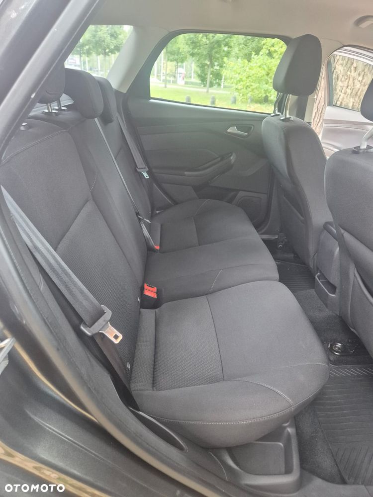 Ford Focus - 11