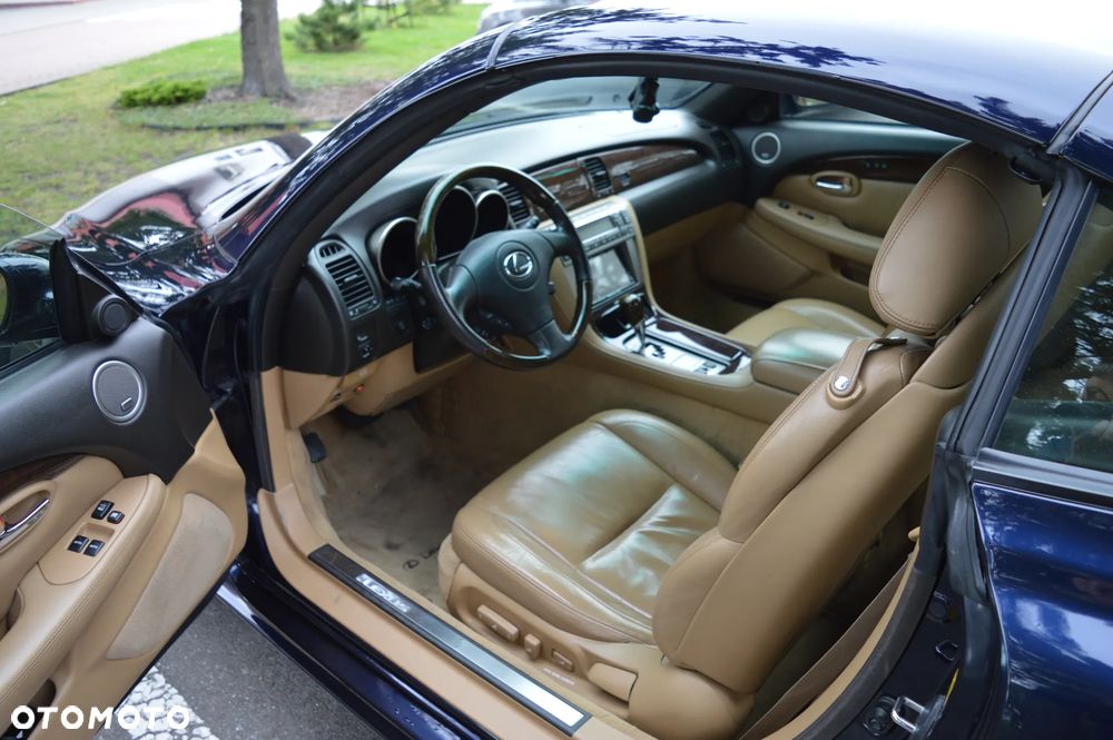 Lexus SC Comfort - 12