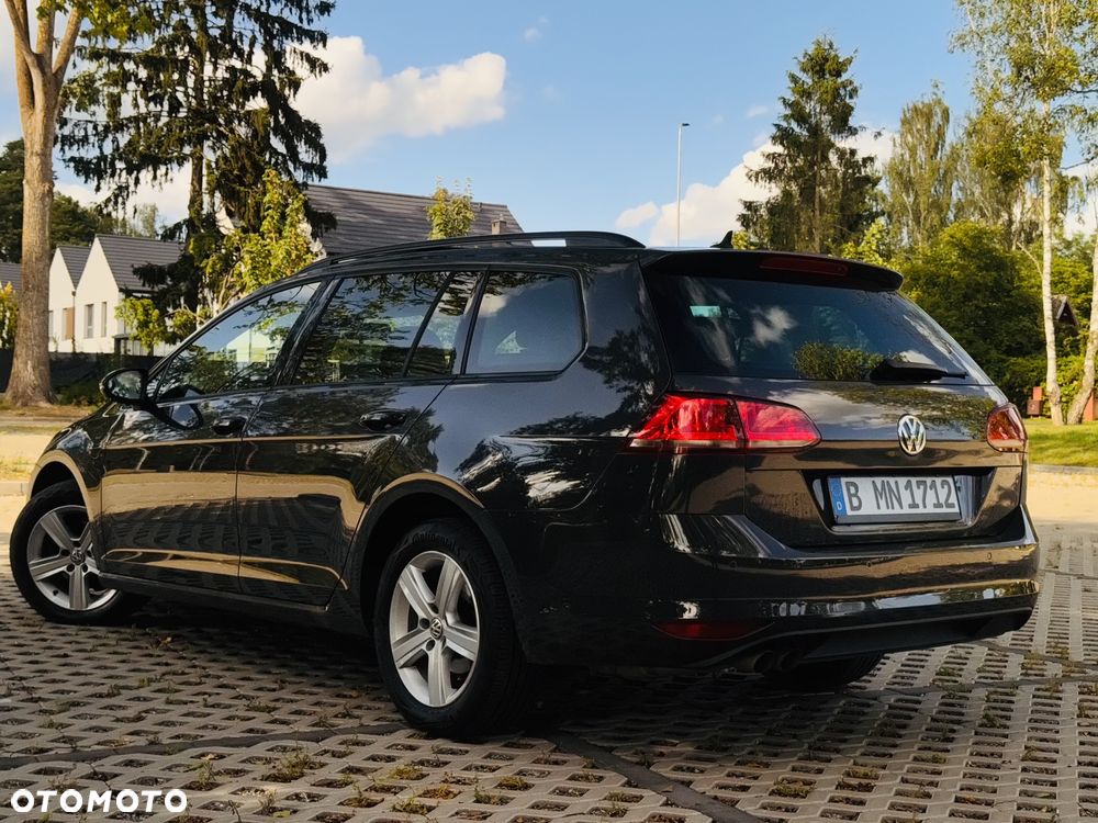 Volkswagen Golf Variant - 28