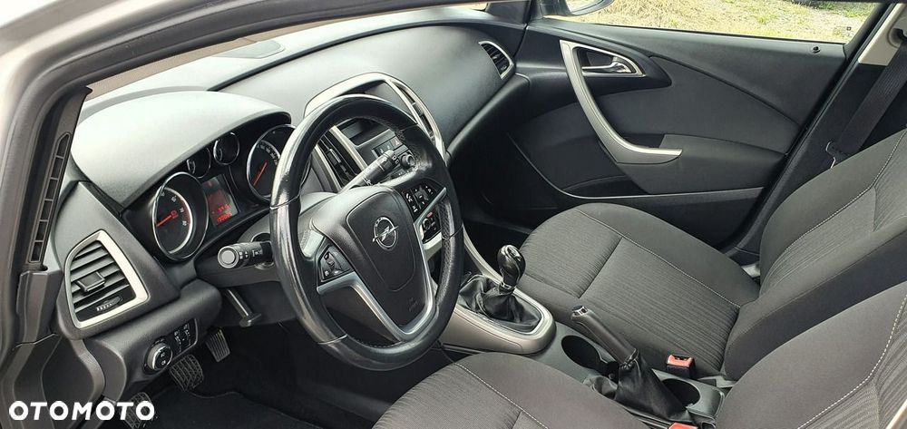 Opel Astra - 10