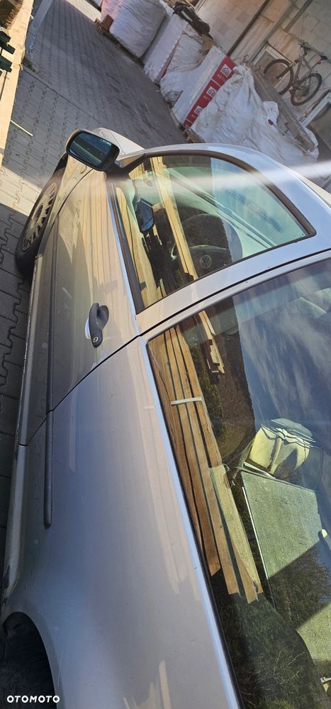 Volkswagen Golf 1.9 TDI Comfortline - 2