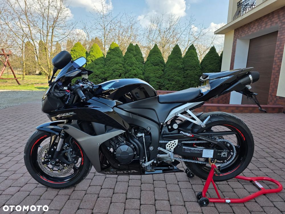 Honda CBR - 6