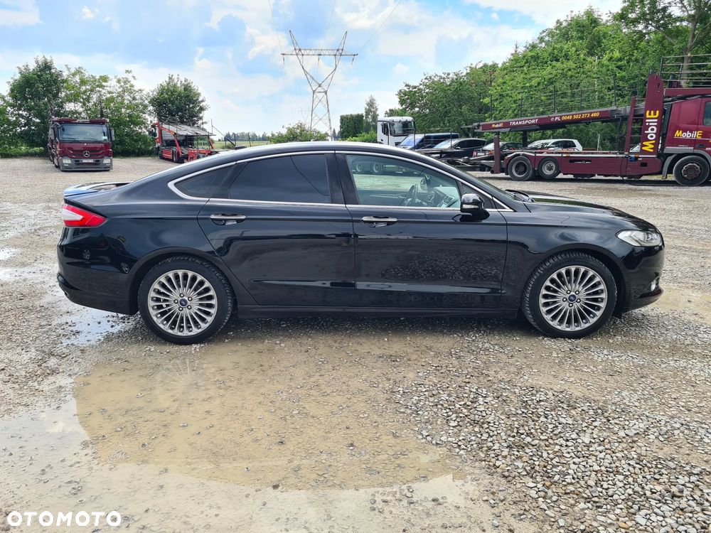 Ford Fusion - 10