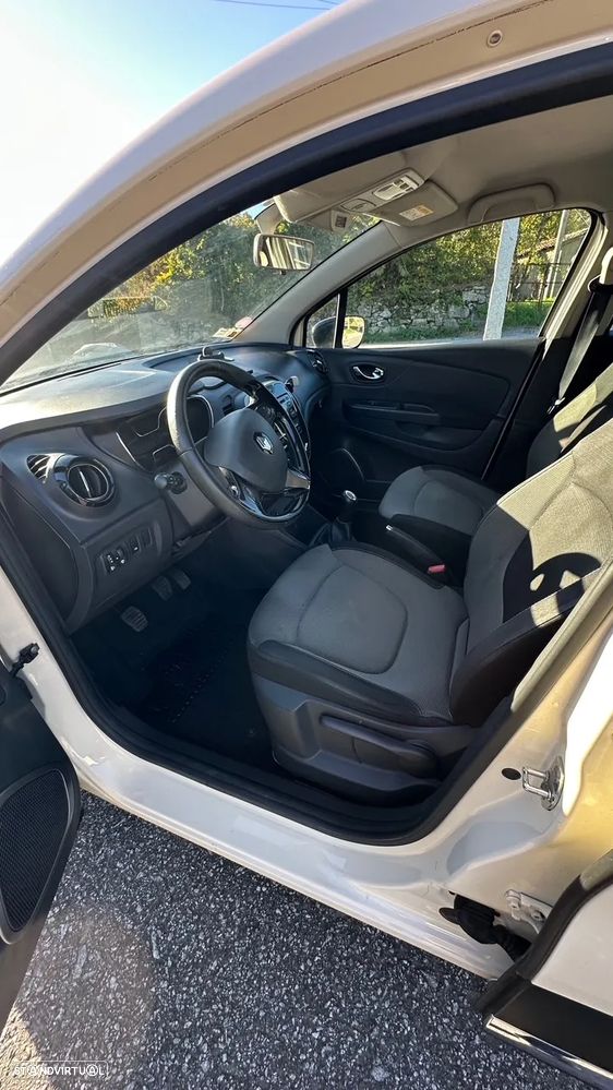 Renault Captur ENERGY TCe 90 S&S Life - 11