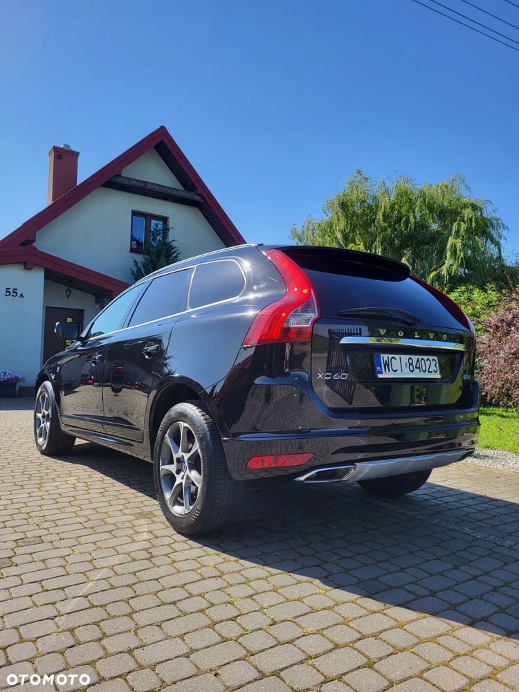 Volvo XC 60 D4 Drive-E Ocean Race - 8