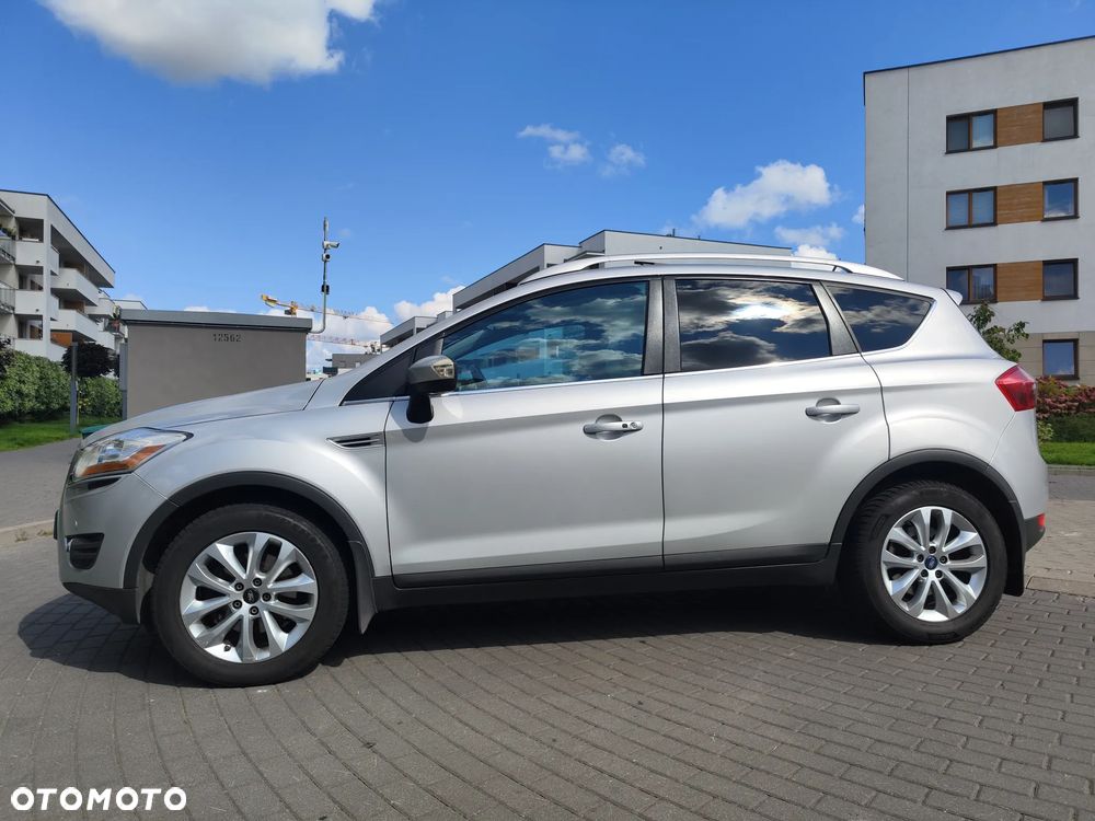 Ford Kuga 2.5 Titanium - 10