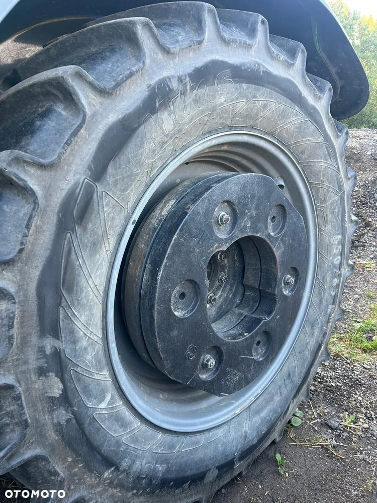 Deutz-Fahr 6215 Agrotron TTV - 4