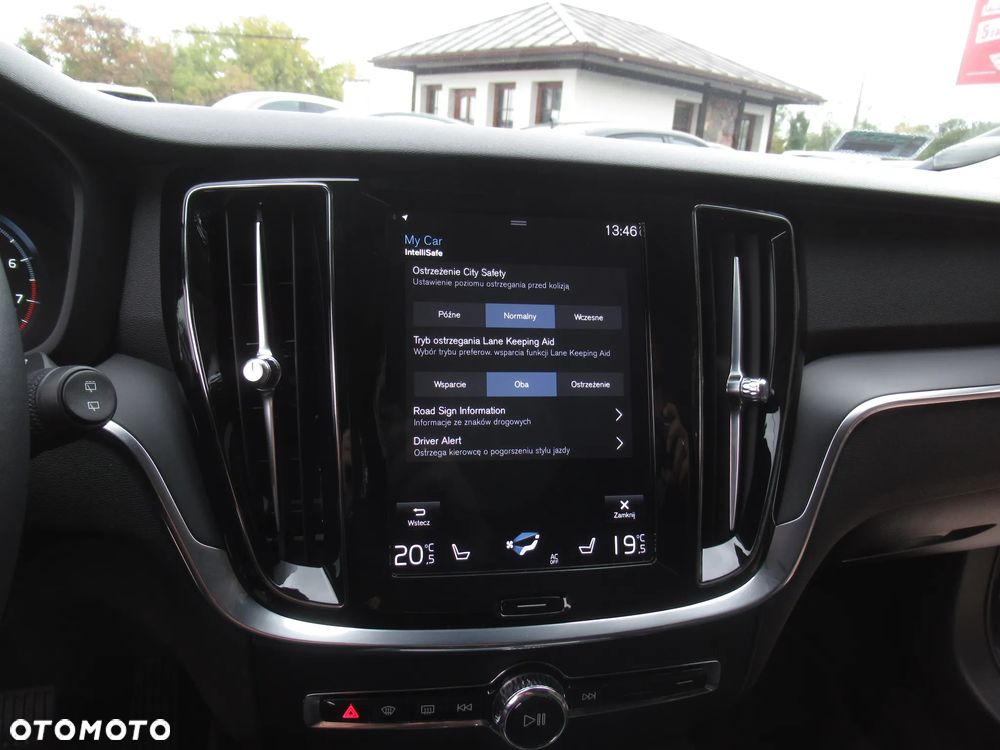 Volvo V60 T4 Momentum - 21