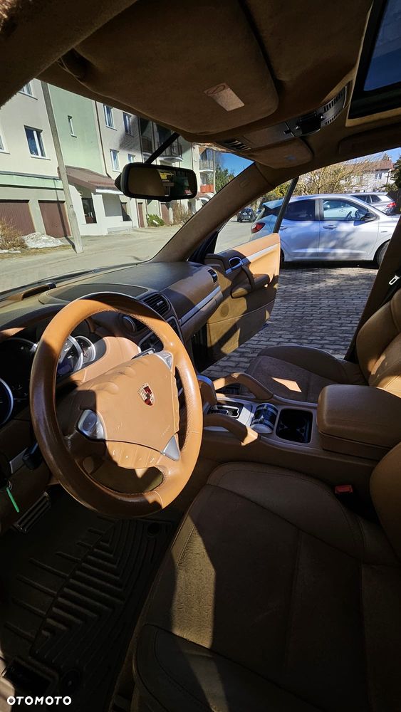 Porsche Cayenne Tiptronic S GTS - 5