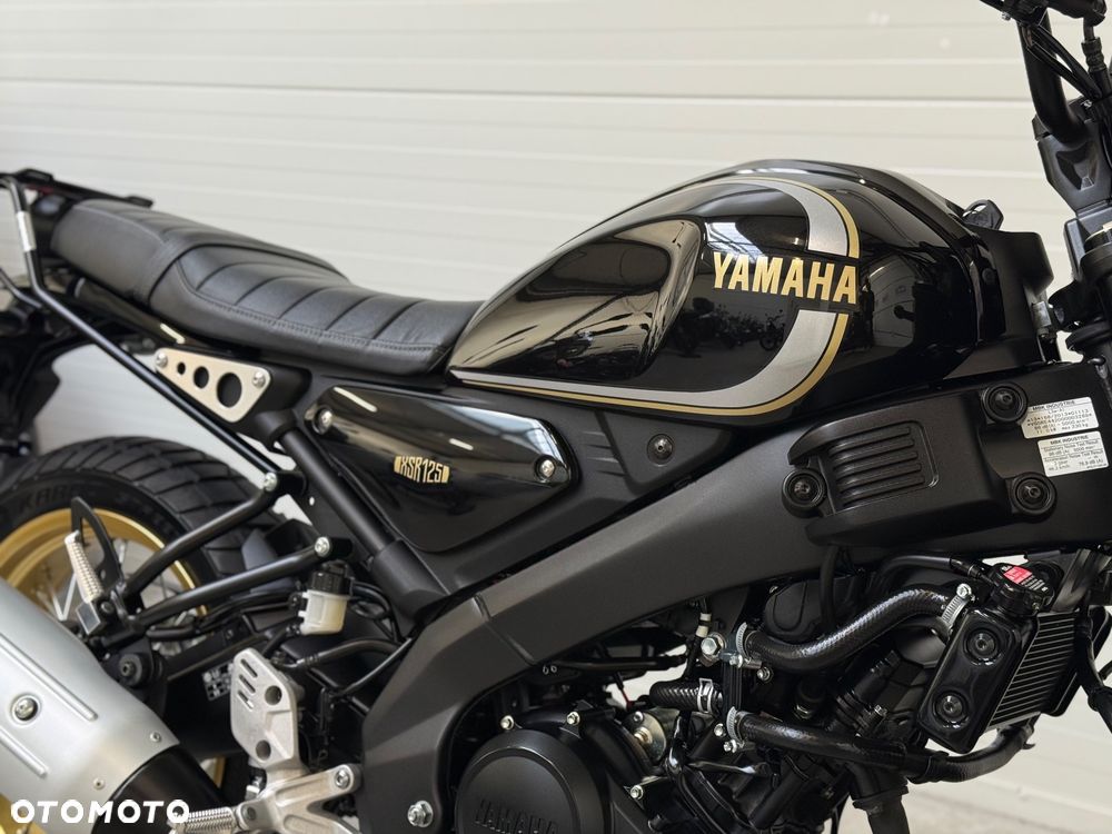 Yamaha XSR - 16