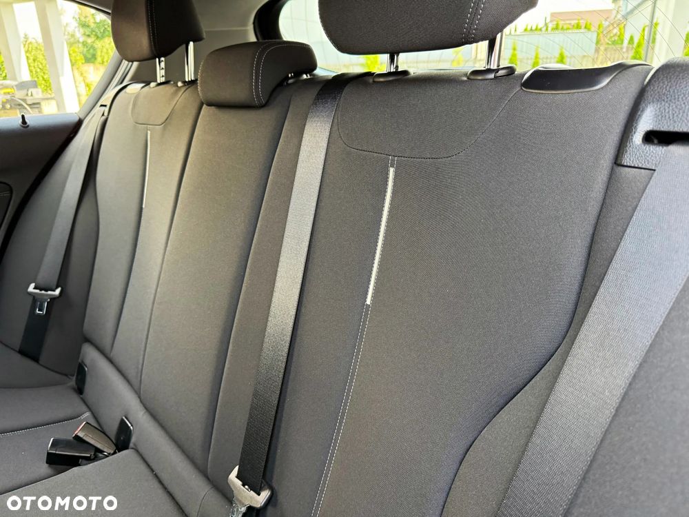 BMW Seria 1 116d DPF Edition Sport - 24