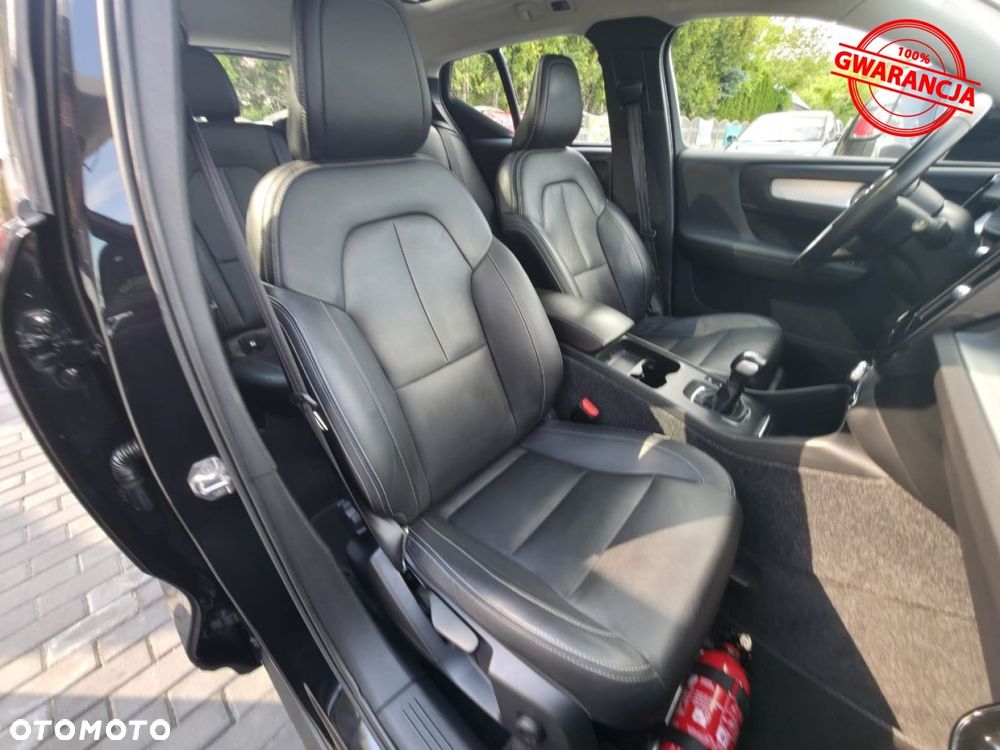 Volvo XC 40 - 24