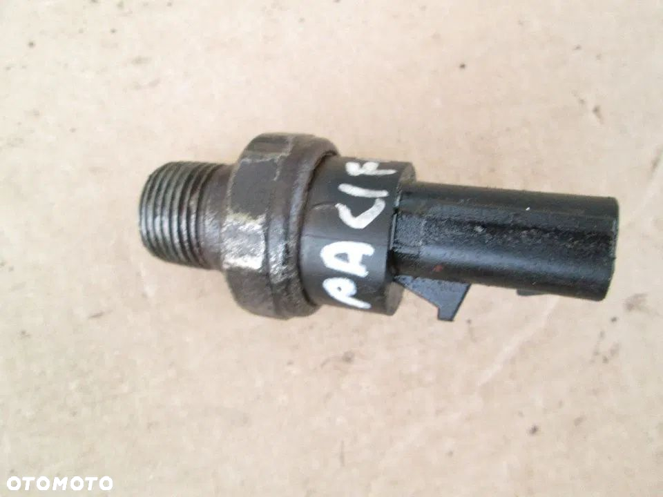 czujnik oleju chrysler m c neon pt cruiser pacifica stratus sebring vo - 2
