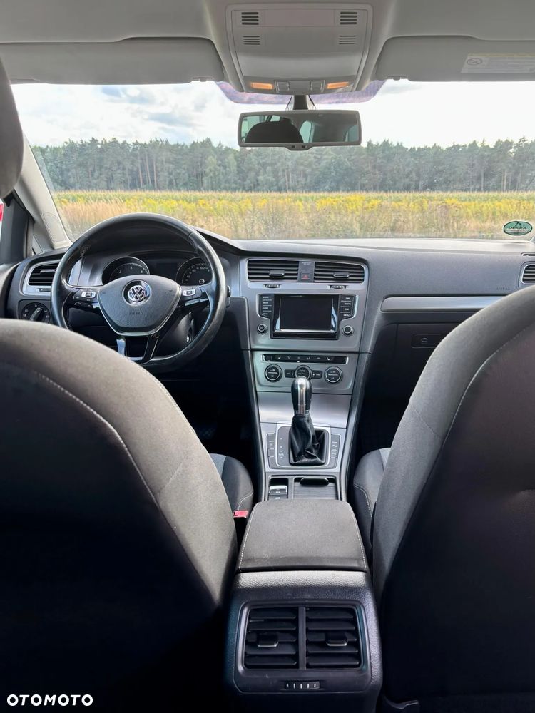 Volkswagen Golf 1.6 TDI Trendline DSG - 6