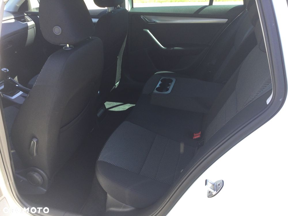 Skoda Octavia 1.6 TDI Style - 16