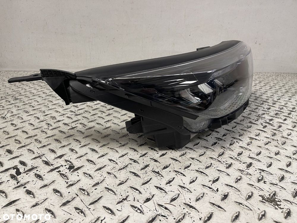 KIA STONIC LIFT 20- LAMPA PRAWA PRZEDNIA PRZÓD REFLEKTOR FULL LED EUROPA IDEALNA KOMPLETNA 92102-H8 - 4