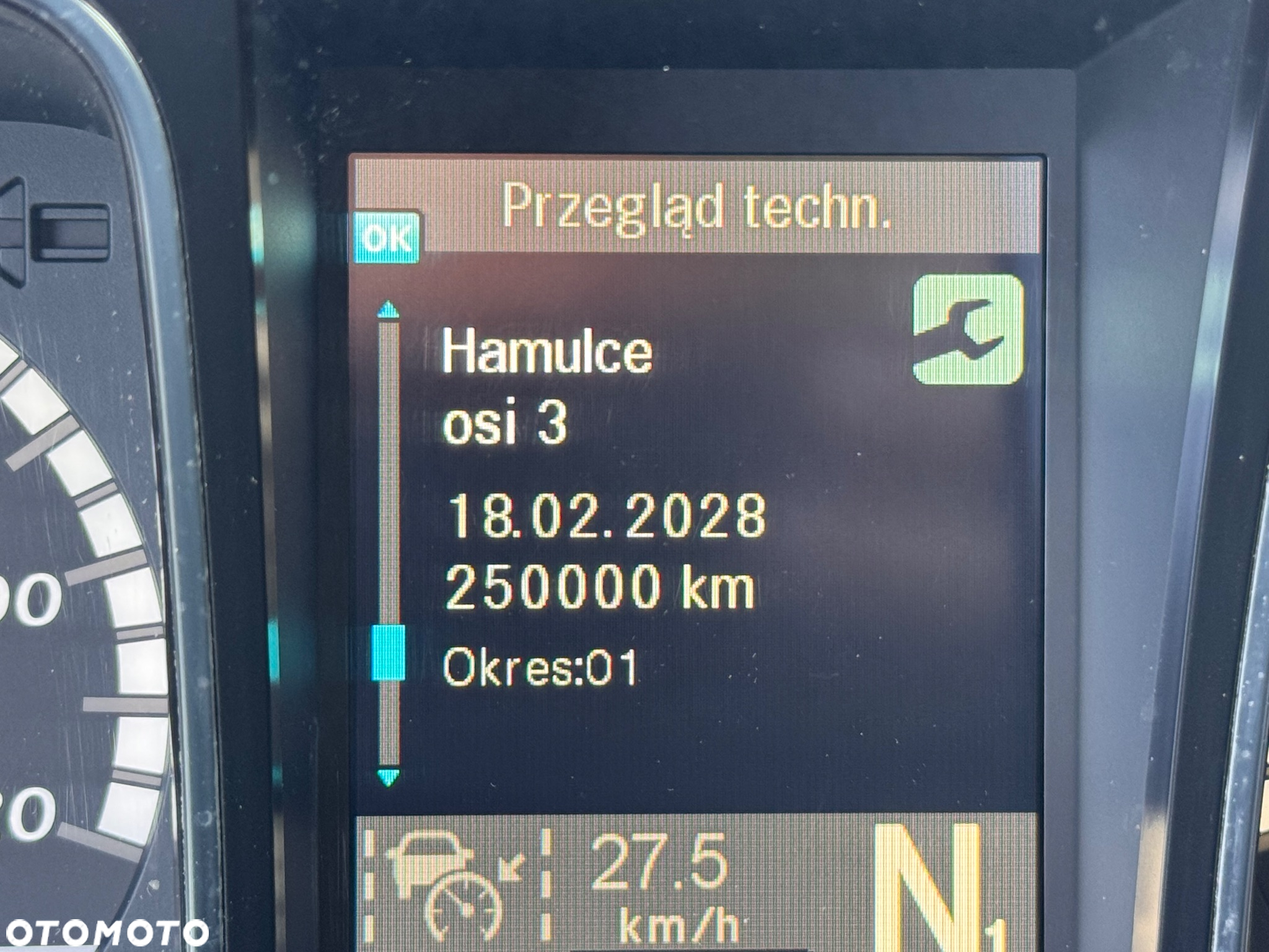 Mercedes-Benz ACTROS - 13