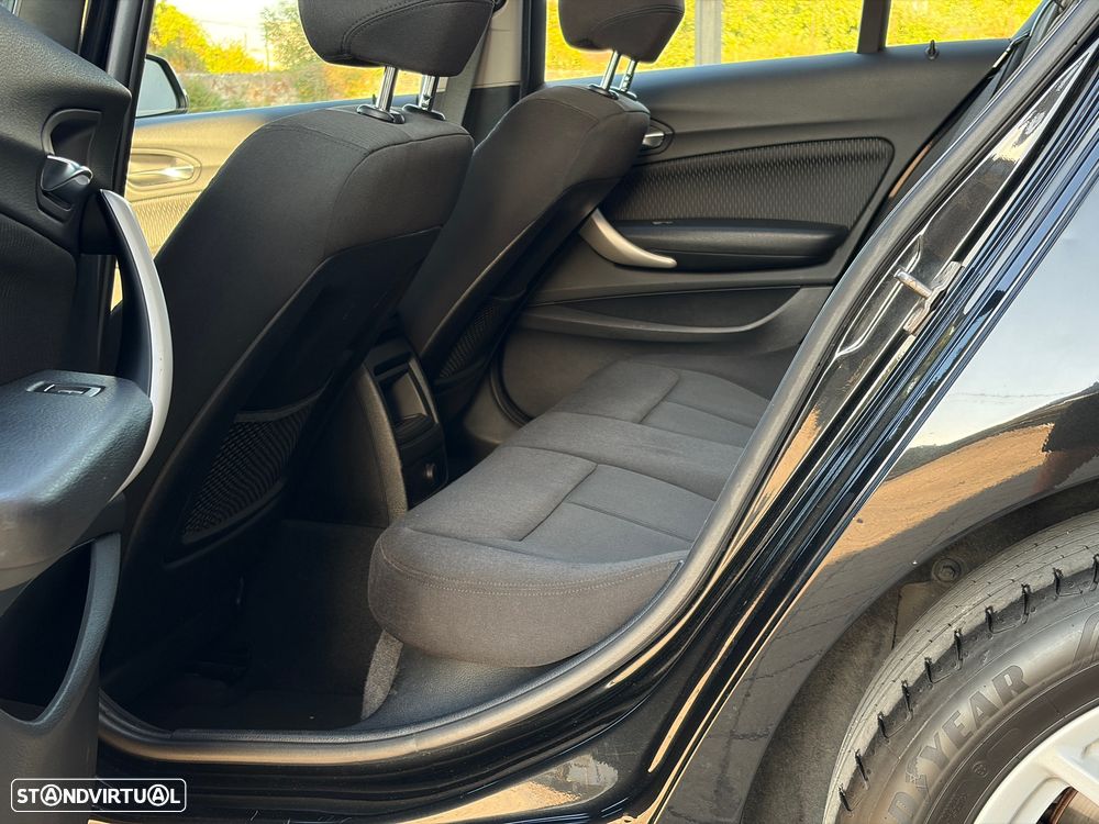 BMW 120 d Urban Line - 32