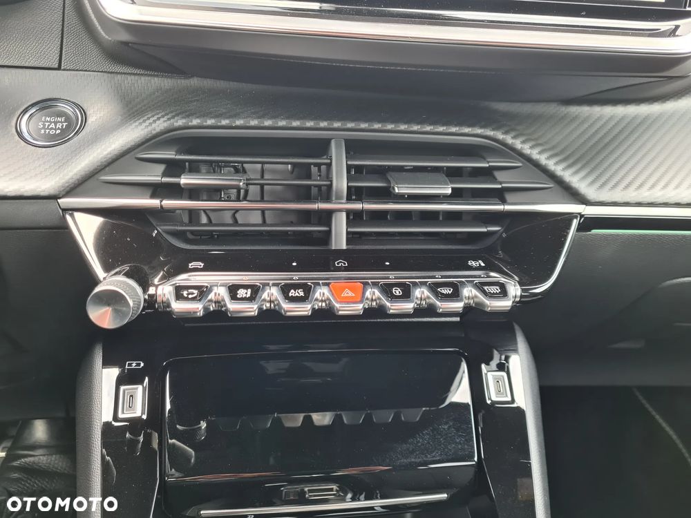Peugeot 2008 1.2 PureTech GT S&S EAT8 - 22