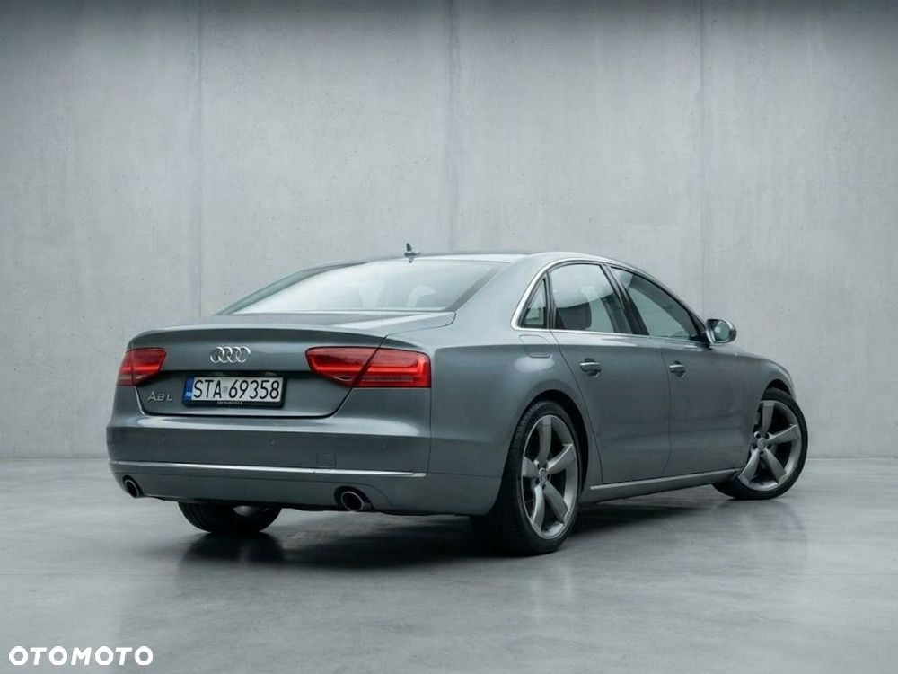 Audi A8 - 10