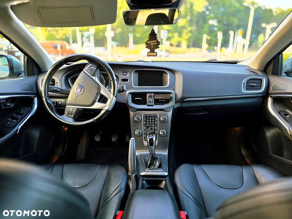 Volvo V40 - 26