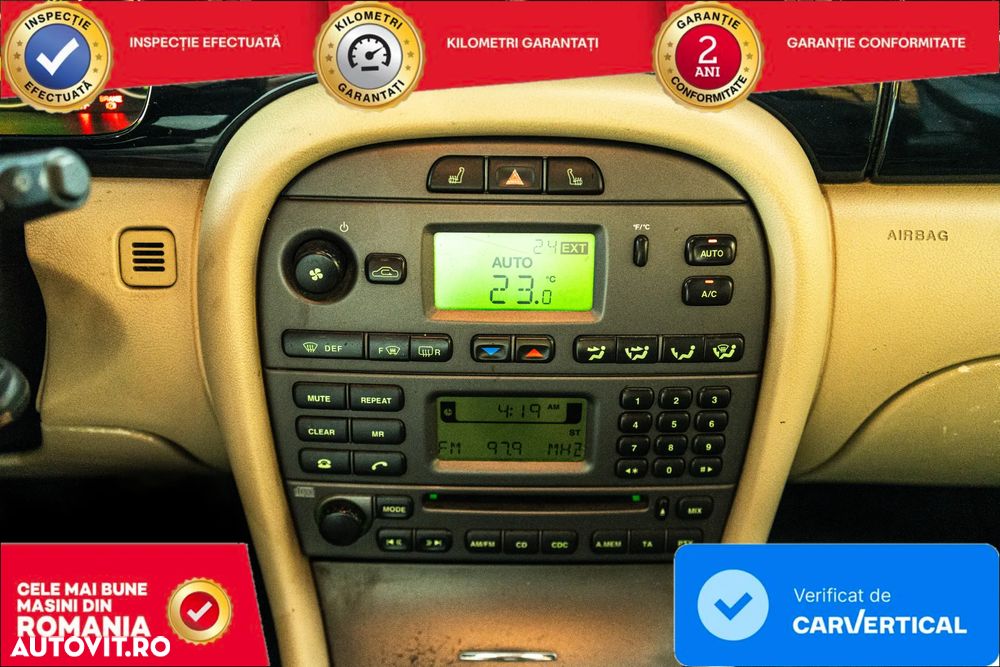 Jaguar X-Type 2.2 TD Luxury Saloon - 16