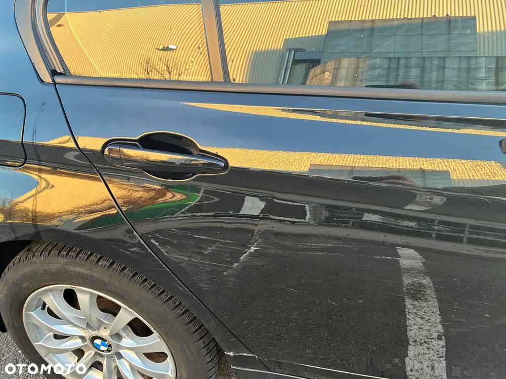 BMW Seria 3 316d - 10