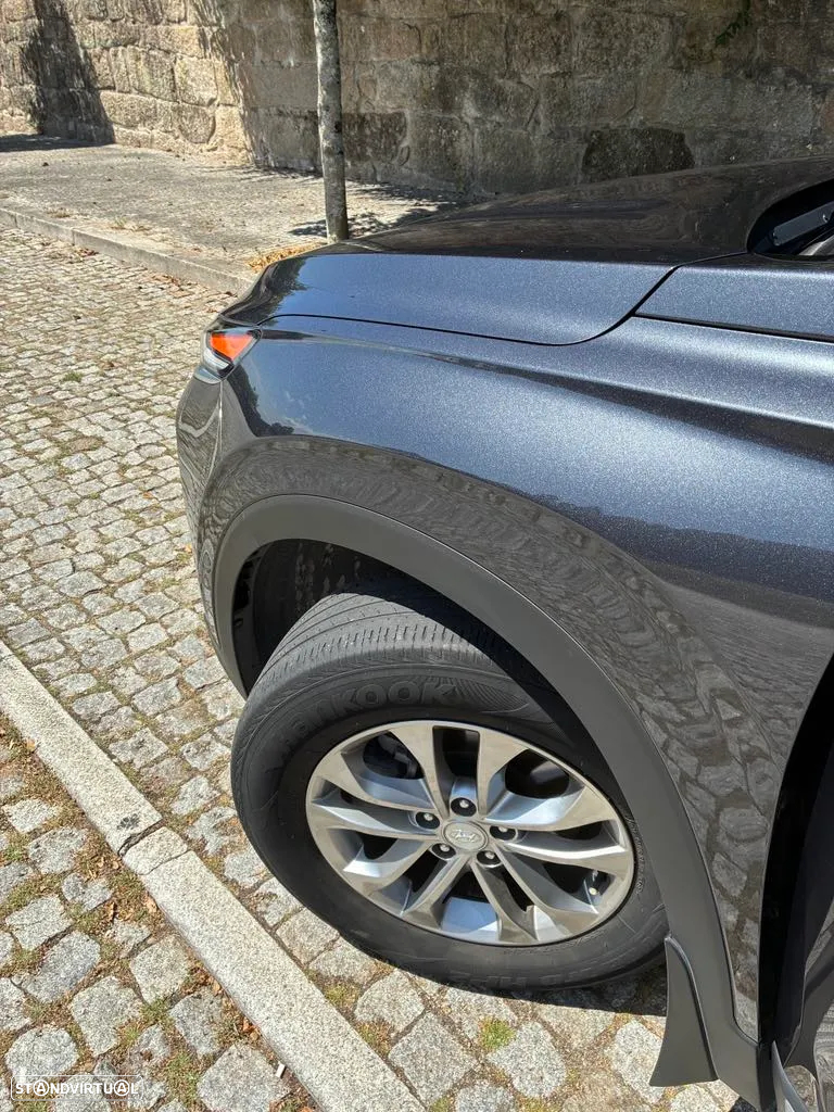 Hyundai Santa Fe - 3