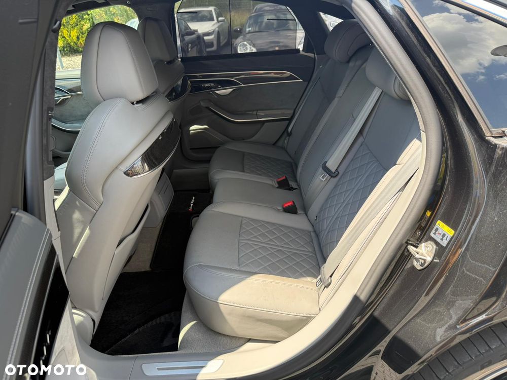 Audi S8 TFSI mHEV Quattro Tiptr - 40