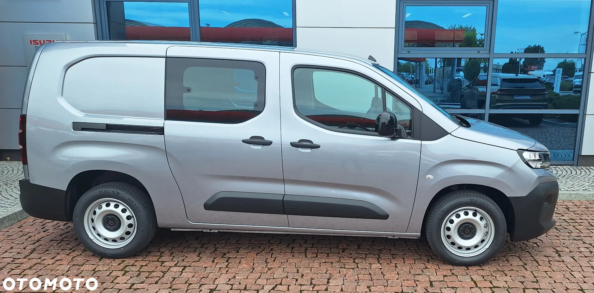 Peugeot Partner Furgon 5-miejscowy BlueHDi 130 KM S&S EAT8 Wiele możliwości - 3