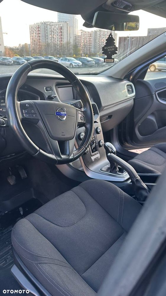 Volvo V40 D2 - 7
