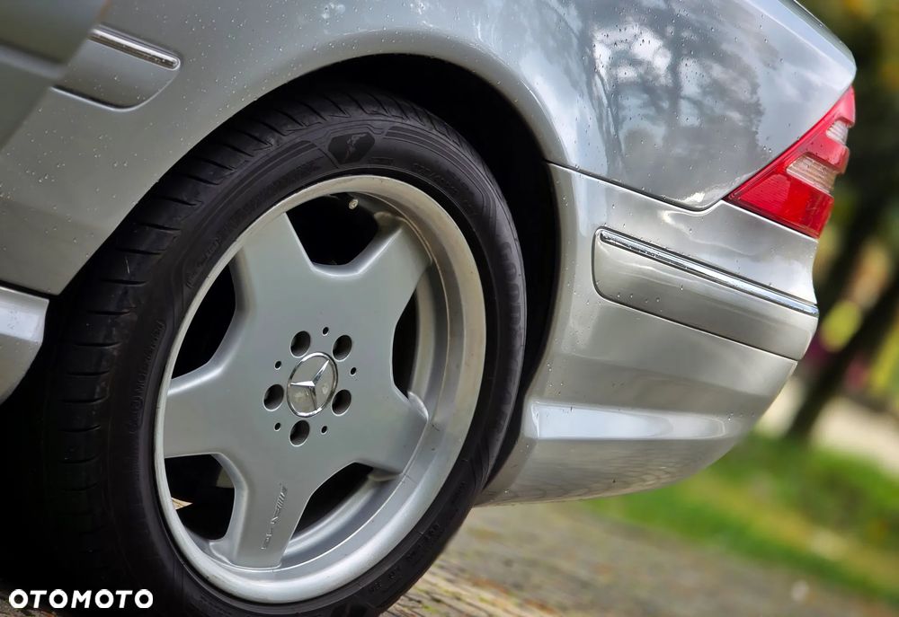 Mercedes-Benz CL 500 7G-TRONIC - 17