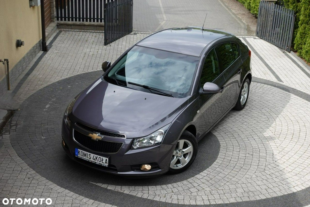 Chevrolet Cruze - 17