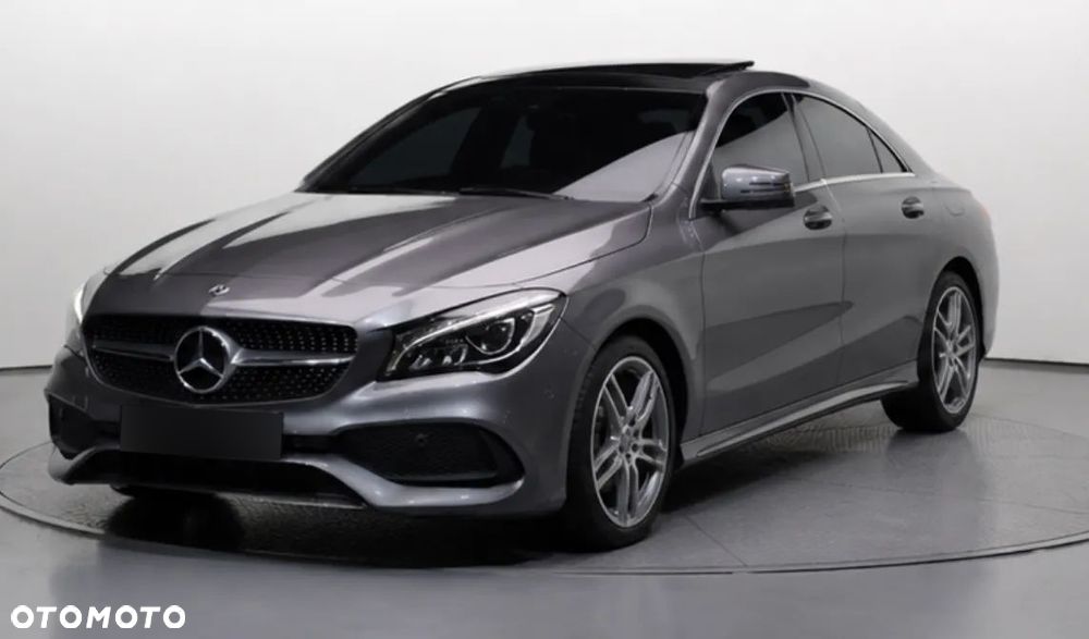 Mercedes-Benz CLA 250 4Matic 7G-DCT AMG Line - 3