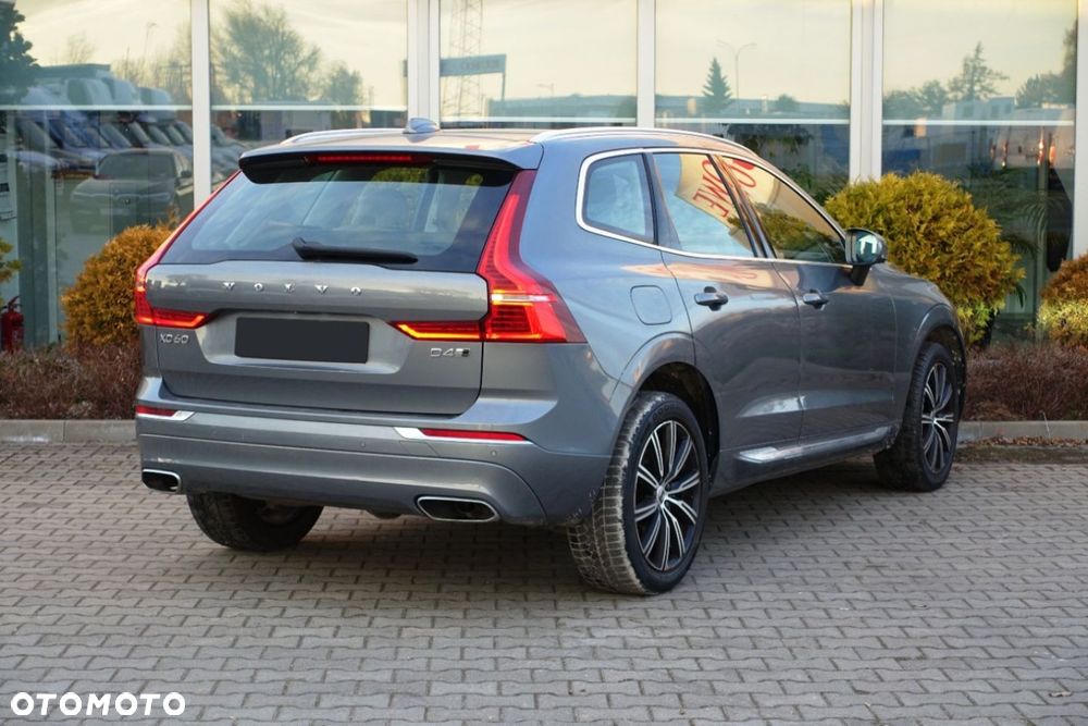Volvo XC 60 - 4