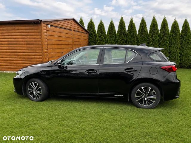 Lexus CT - 2