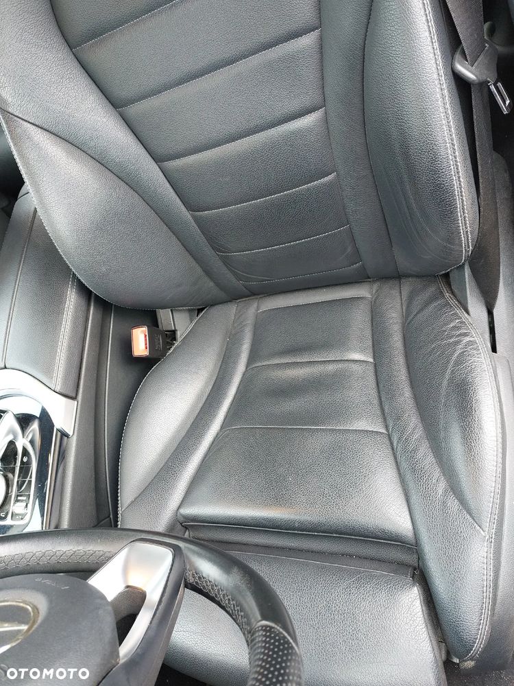 Mercedes-Benz Klasa C 220 CDI DPF Automatik BlueEFFICIENCY Special Edition - 4