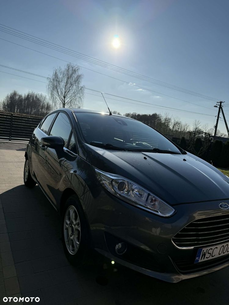 Ford Fiesta 1.5 TDCi Titanium - 4