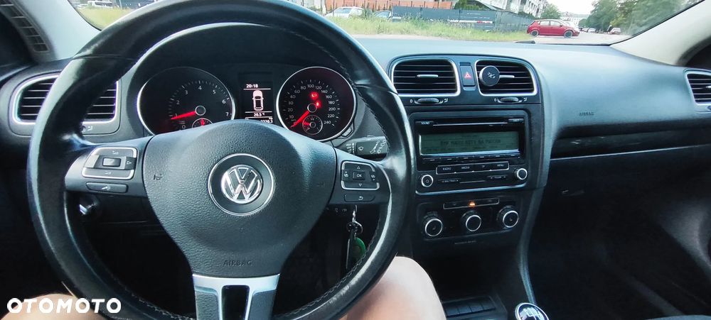 Volkswagen Golf VI 1.6 Comfortline - 8