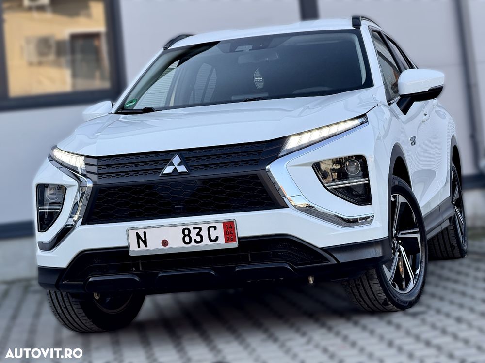 Mitsubishi Eclipse-Cross PHEV Intense+ - 32