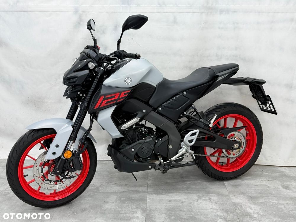 Yamaha MT - 4
