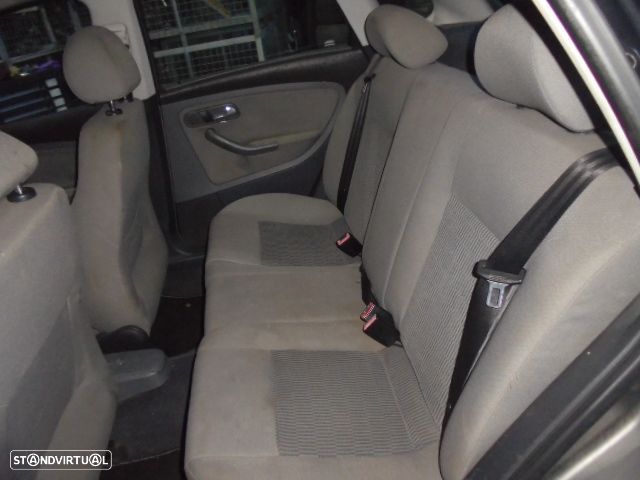 Carro MOT: AZQ   SEAT IBIZA 6L 2002 1.2I 64CV 5P CINZA GASOLINA - 6