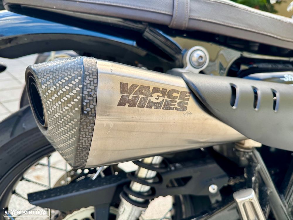 Triumph Scrambler - 14