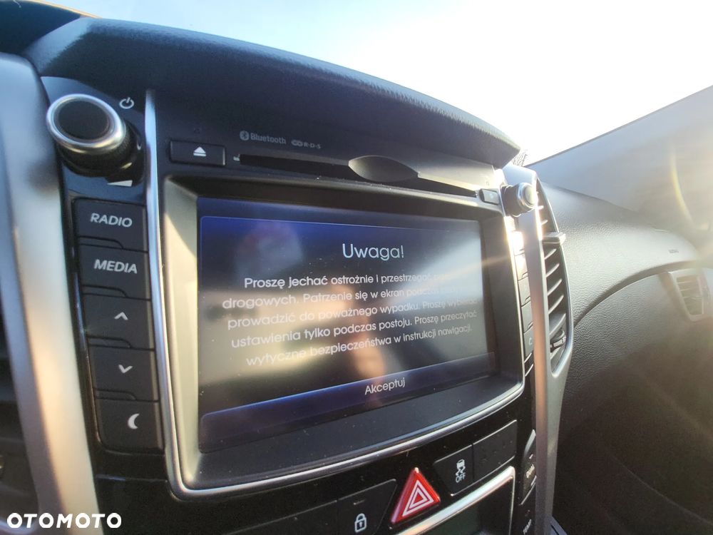 Hyundai i30 blue Kombi 1.6 CRDi Premium - 28