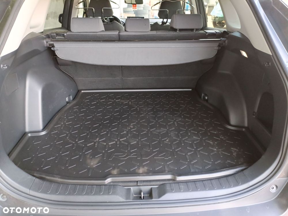 Toyota RAV4 2.0 Comfort 4x2 MS - 18