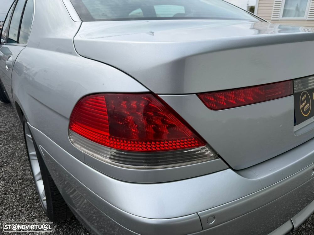 BMW 735 iA - 22