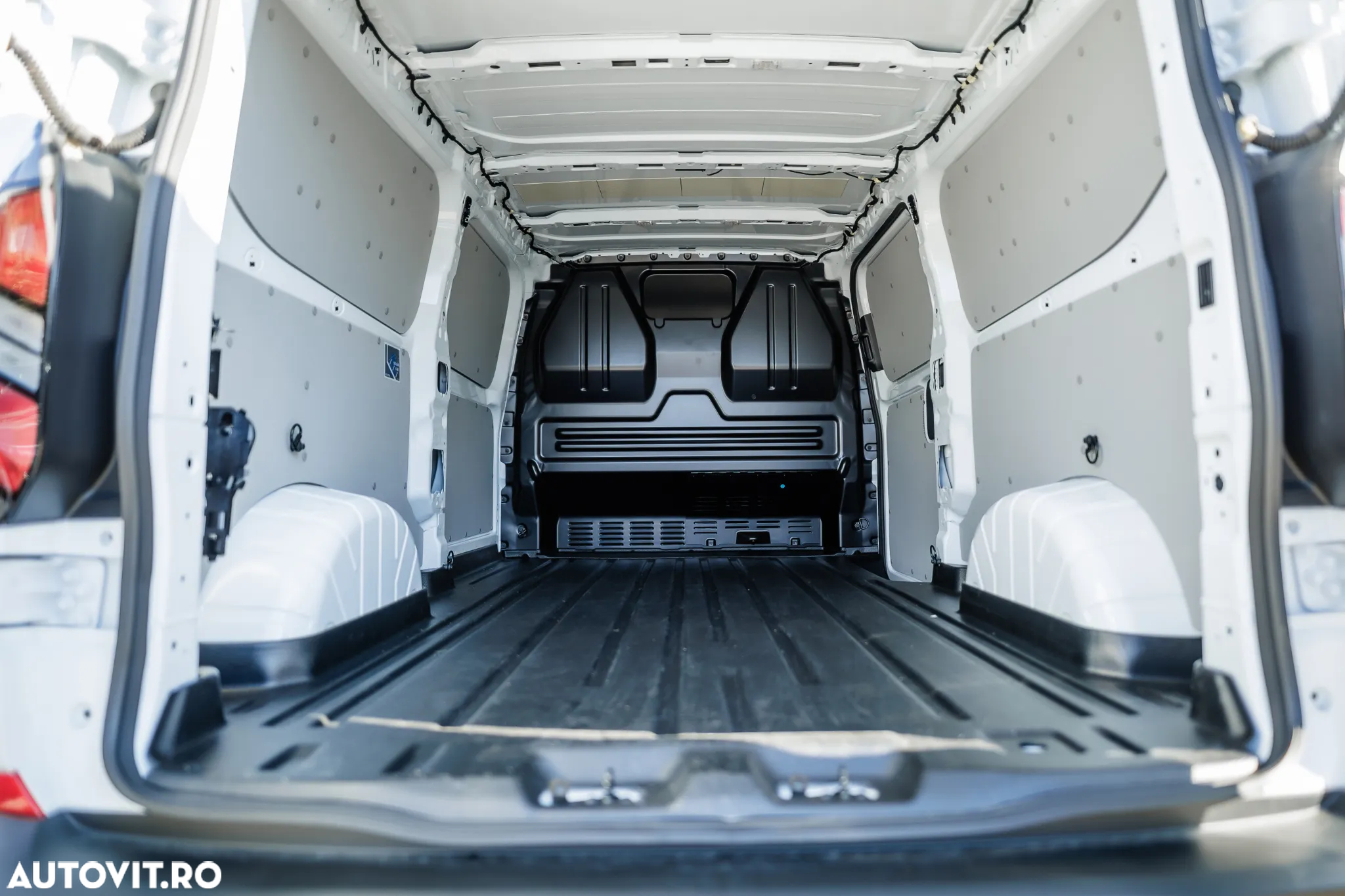 Ford Transit Custom - 17