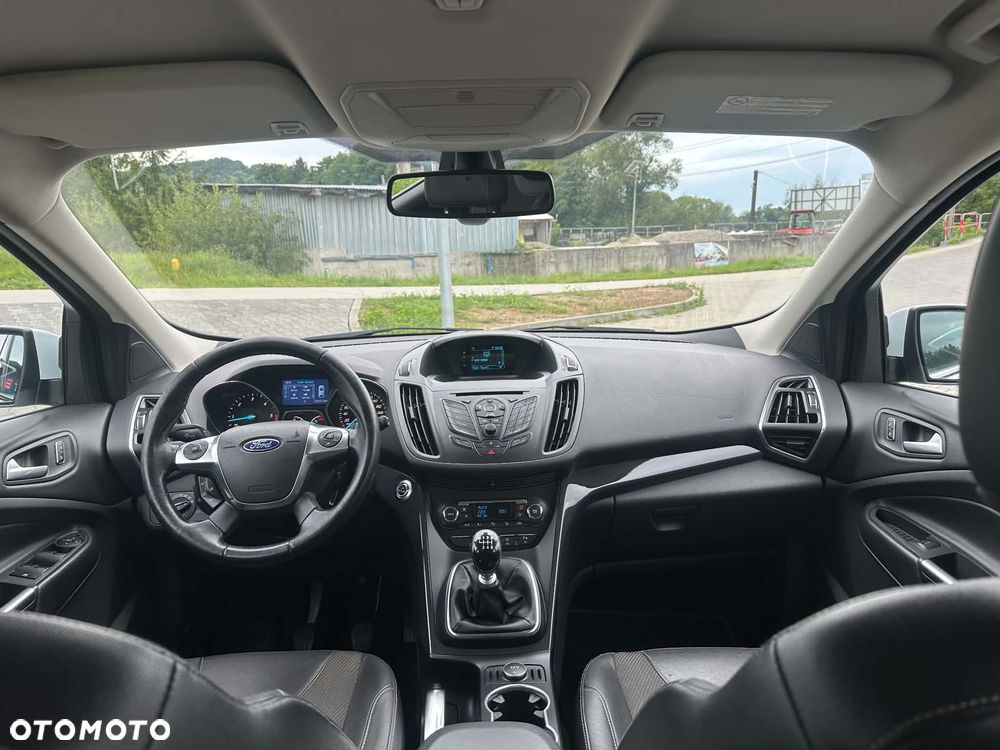 Ford Kuga 2.0 TDCi 4x4 Titanium - 19