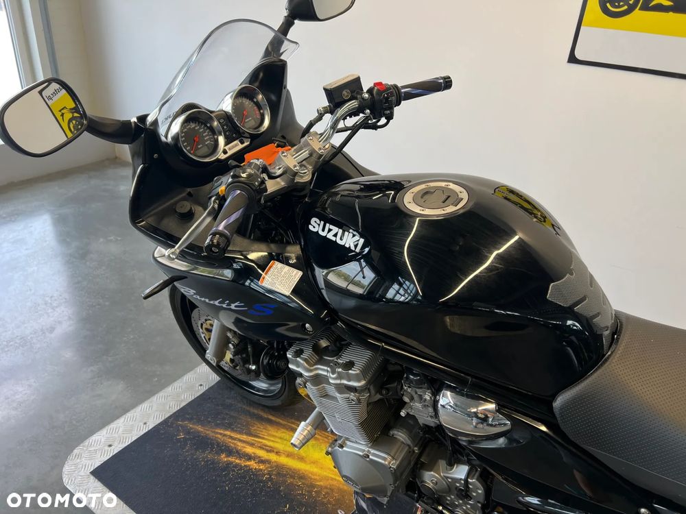 Suzuki Bandit - 14